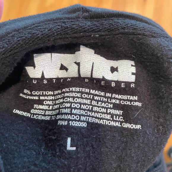Justin Bieber Justice tour Peaches hoodie - Picture 3 of 3